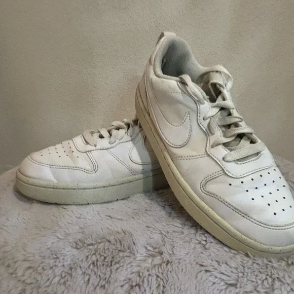Nike kids (used) - Picture 1 of 7